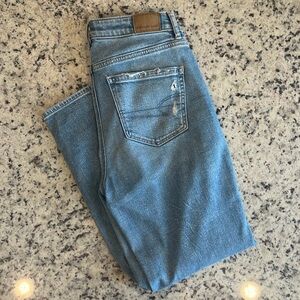 American Eagle Mom Straight Jean Size 4 SHORT